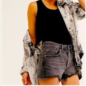NWT Levi’s 501 Denim shorts